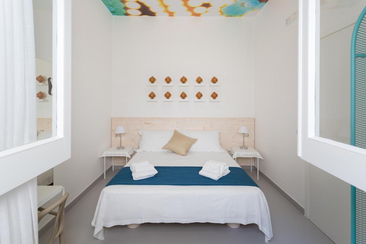 Bed and Breakfast L'Uomo E Il Mare à Gallipoli Extérieur photo